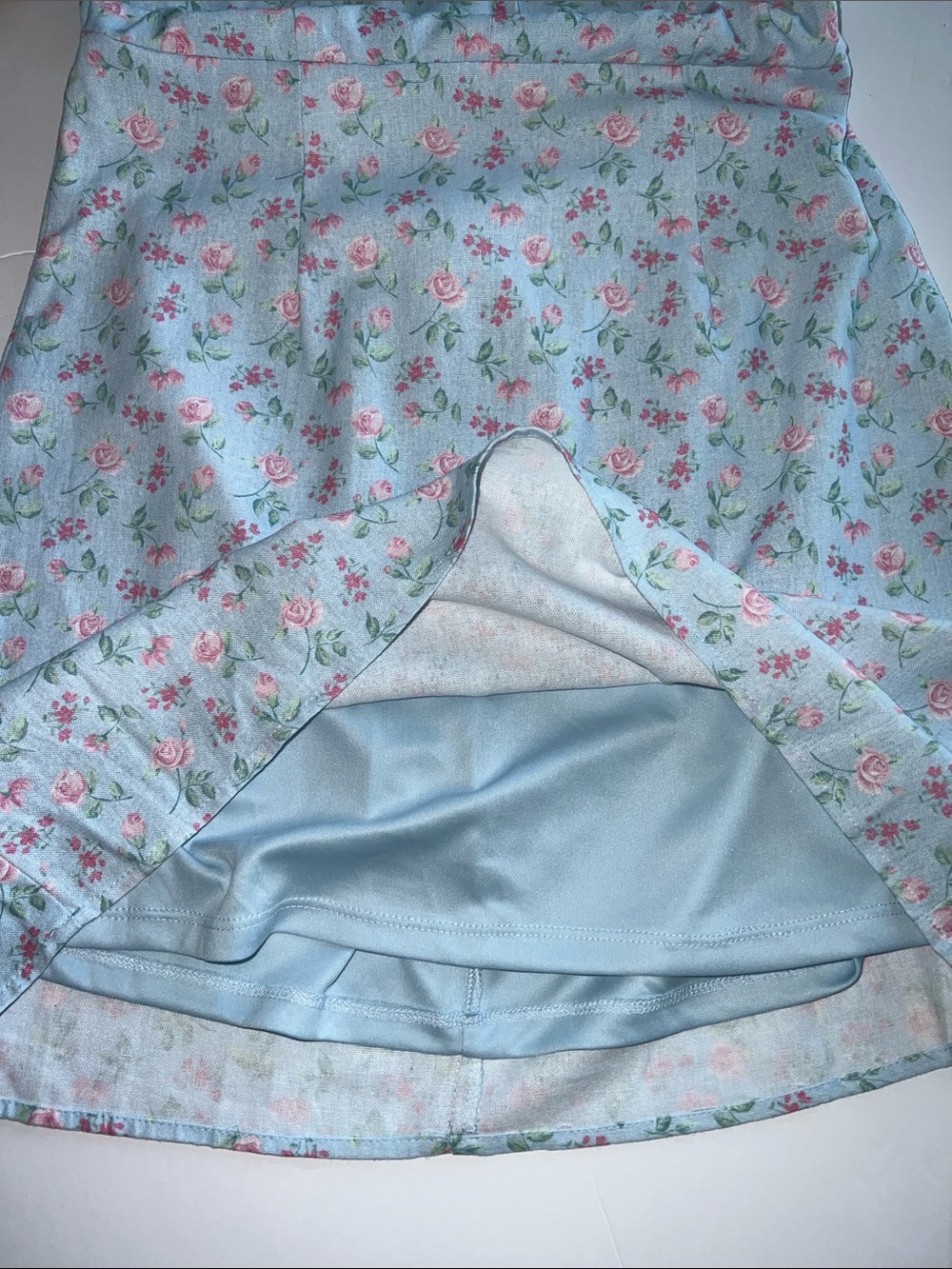 🆕 Altar'd State Floral Mini Dress Baby Blue Medium - Picture 13 of 17
